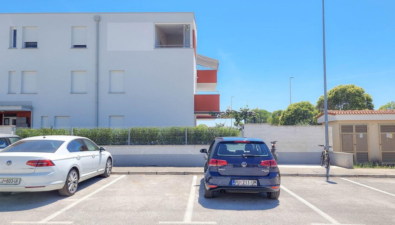 Strandnahes Mit Meerblick, Mediterranem Garten, Liegen, Waschmaschine Apartment Umag